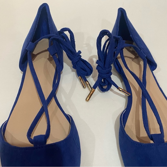 CHARLOTTE RUSSE Suede Qupid Lace Up Pointed Toe D’Orsay Flats Sandal blue size 6 - Picture 3 of 6